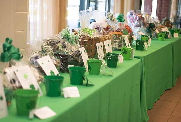 Tables displaying auction items